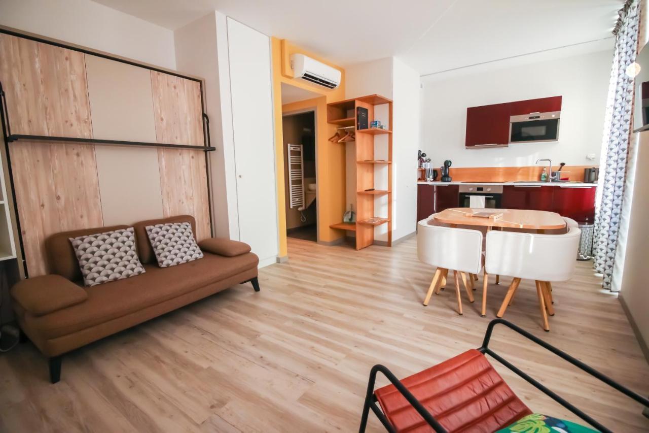 Les Halles Positives, Draps Compris Sarlat-la-Canéda Eksteriør bilde